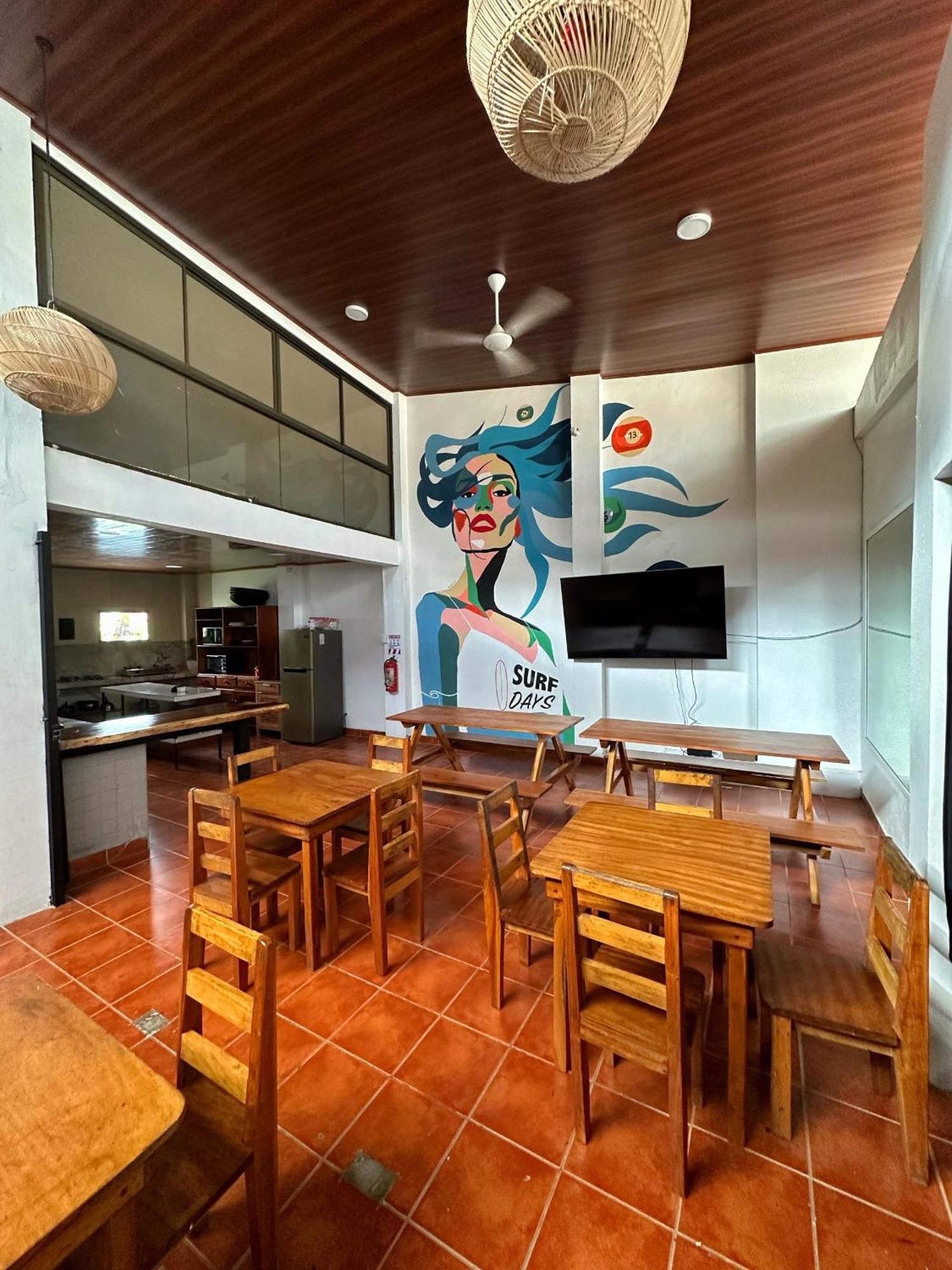 Sámara Sandy Toes Hostel מראה חיצוני תמונה