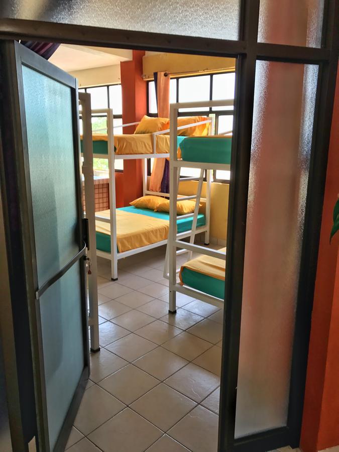 Sámara Sandy Toes Hostel מראה חיצוני תמונה